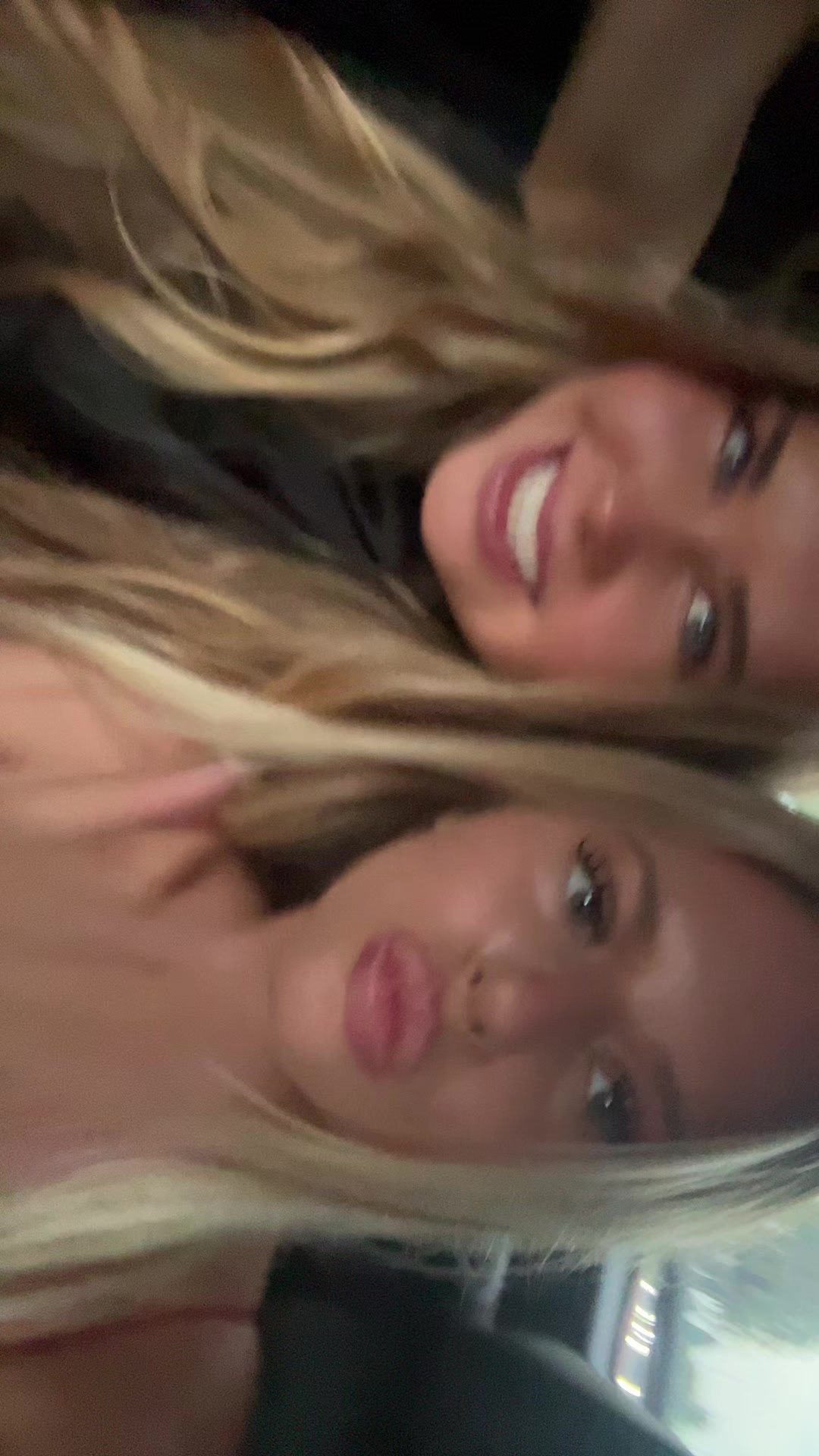 @karolina