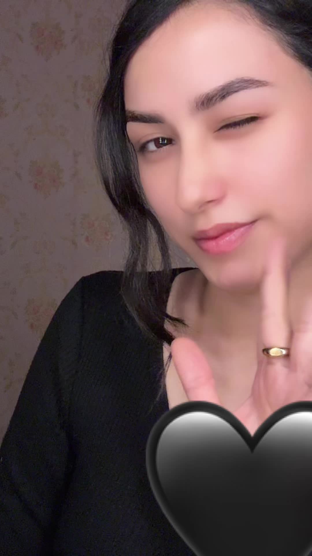 @haniyemazariofficial