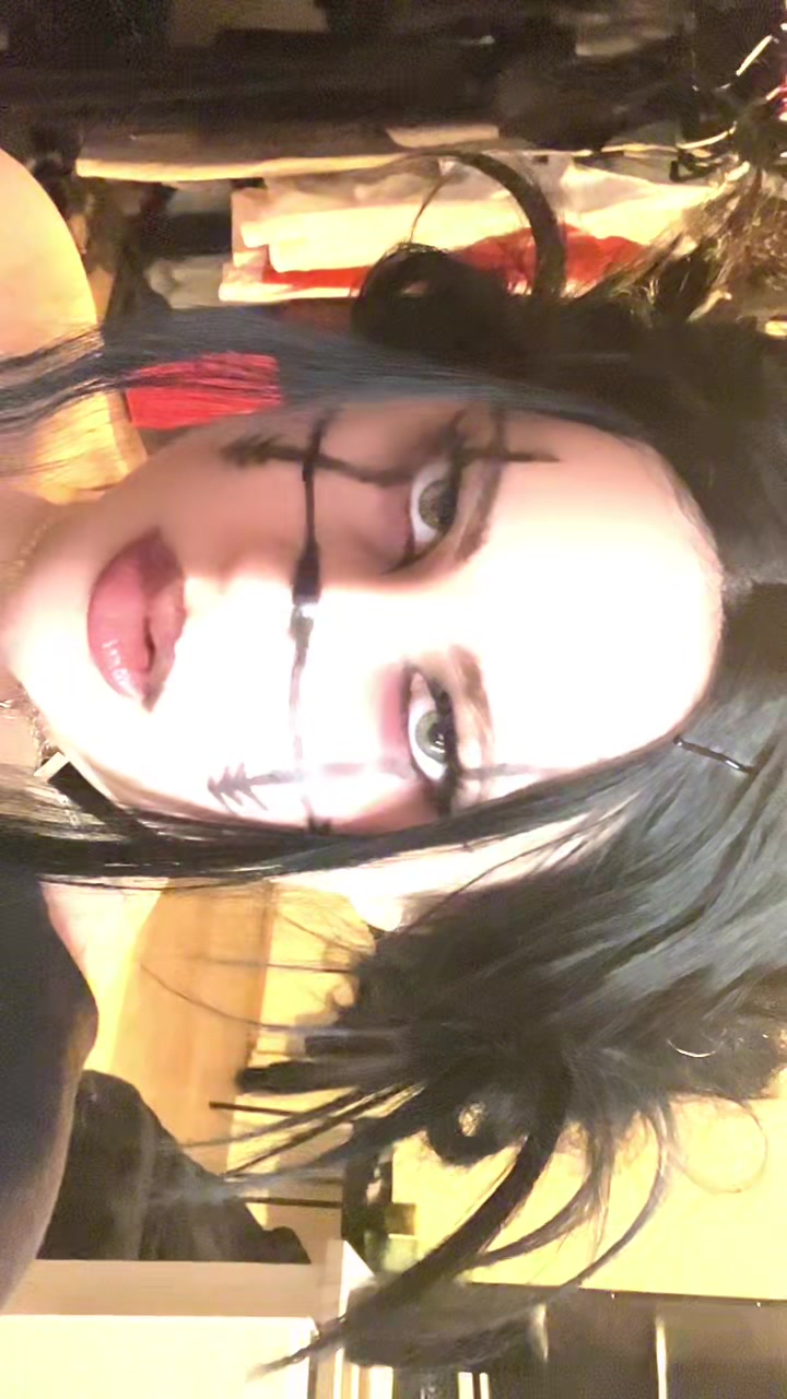 @Luna ๐๐
