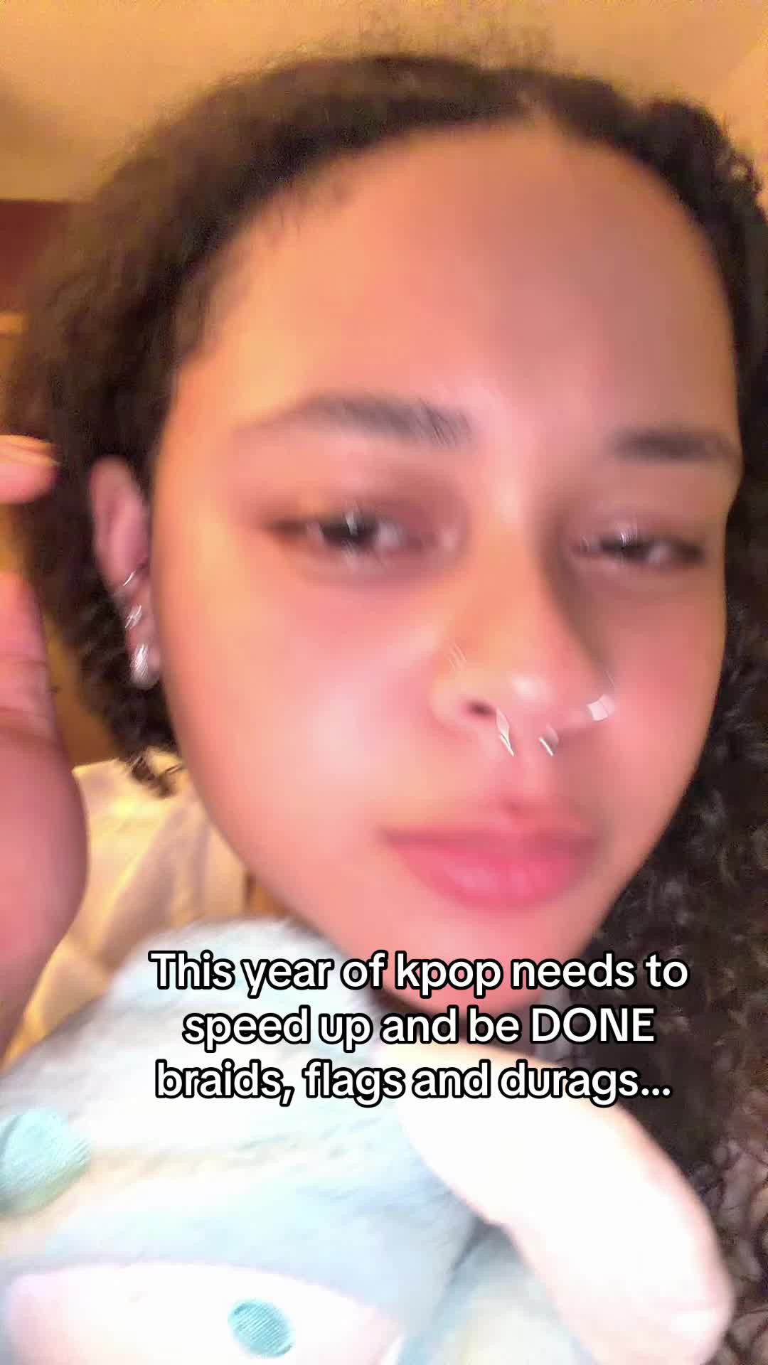 @T<3