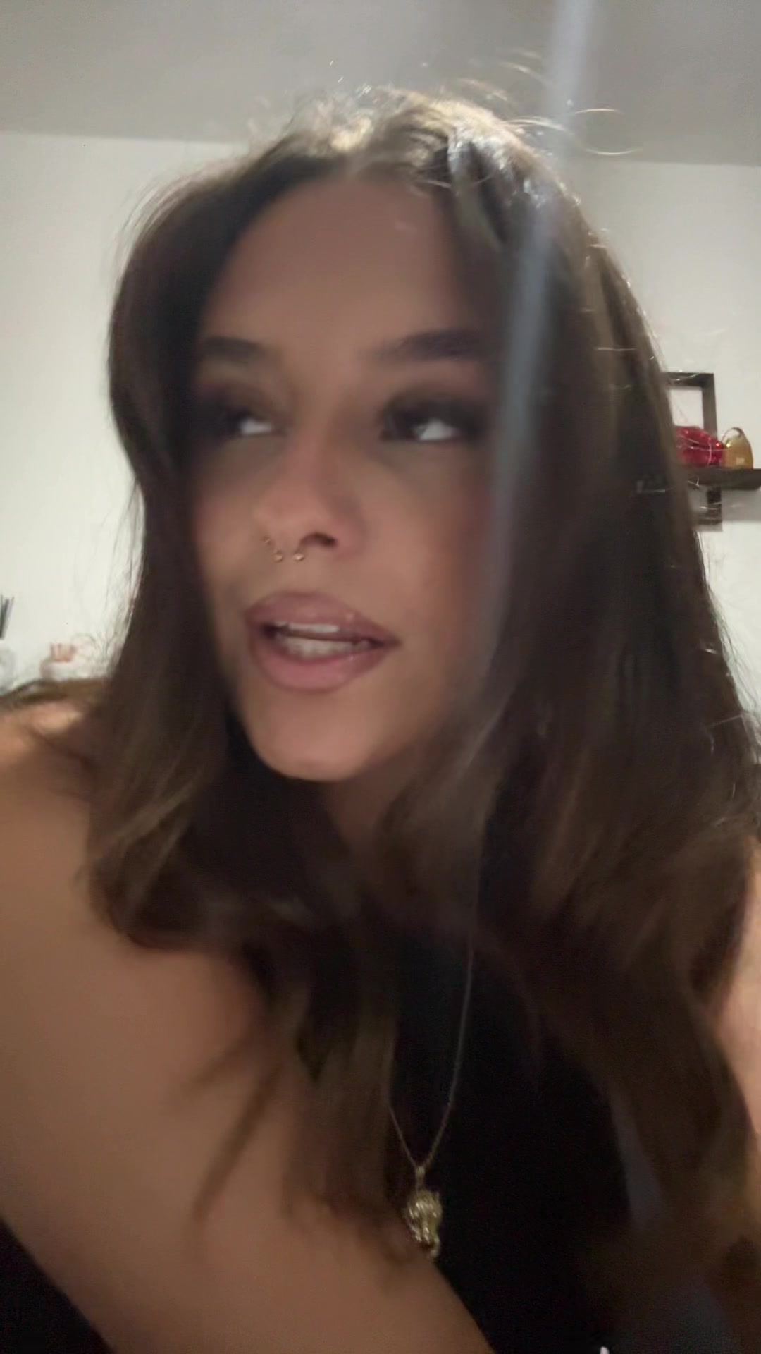 @𝐛𝐞𝐥𝐥𝐚