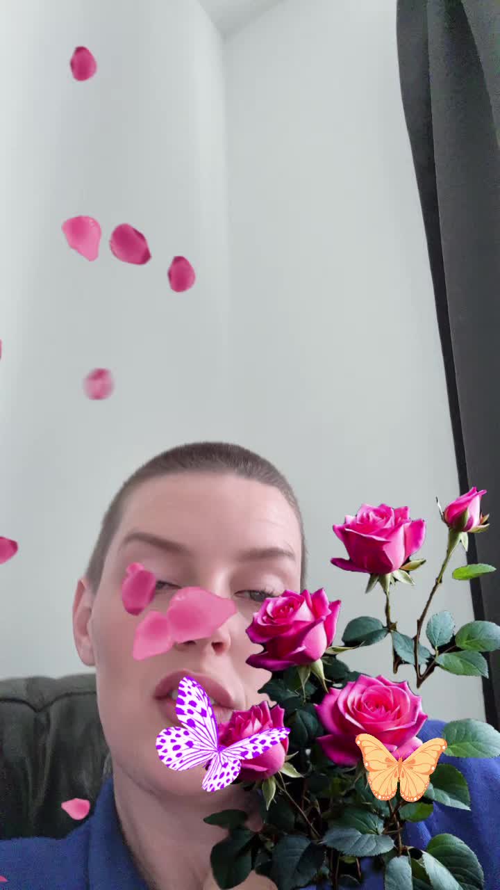 @clairebevs