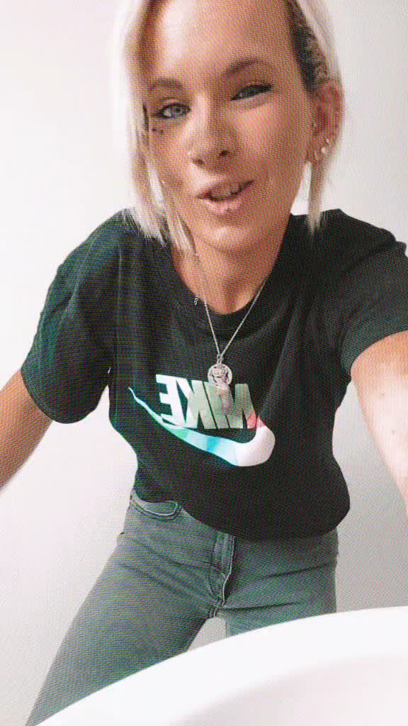 @CøNãSsę76✓