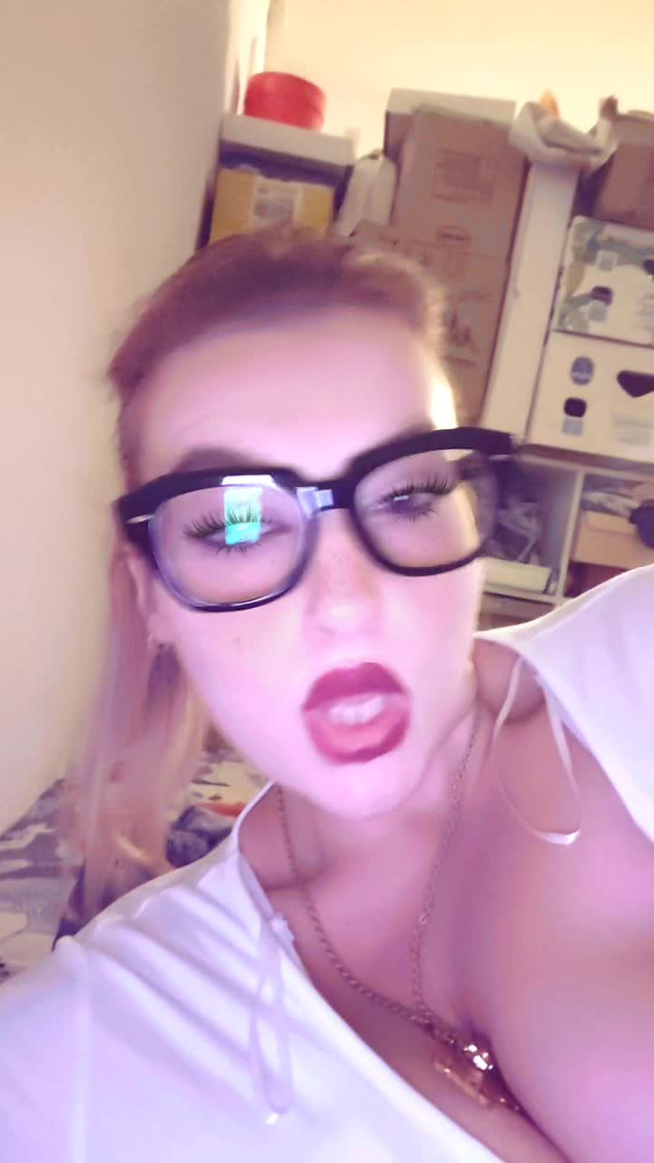 @Vanessa ๐ค๐๐ฆ