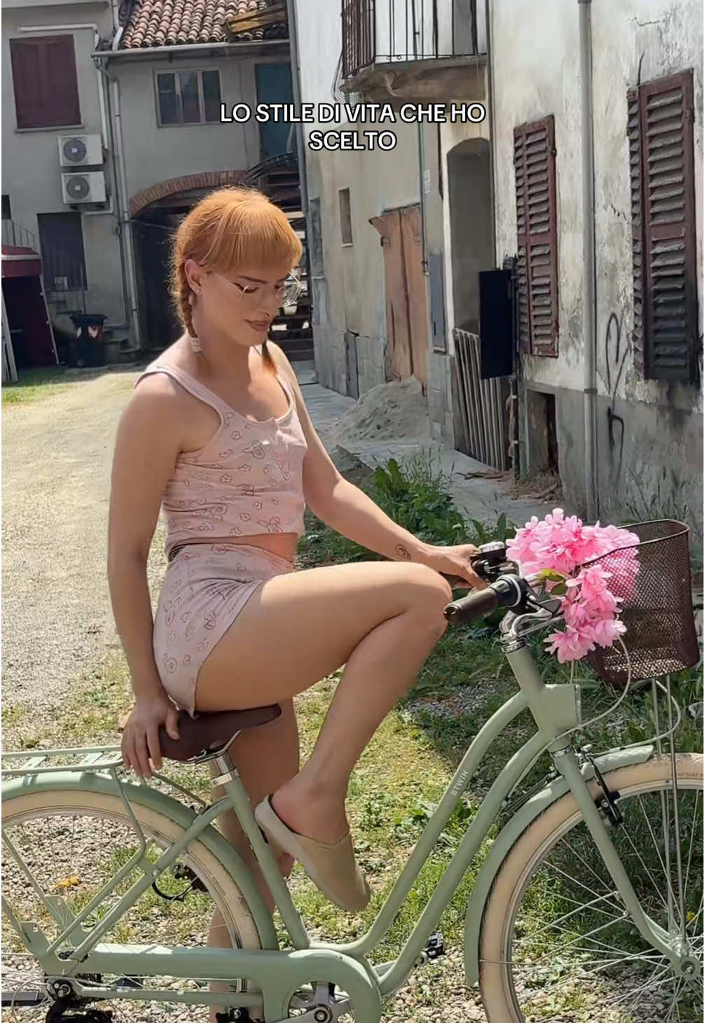 @caraabelle