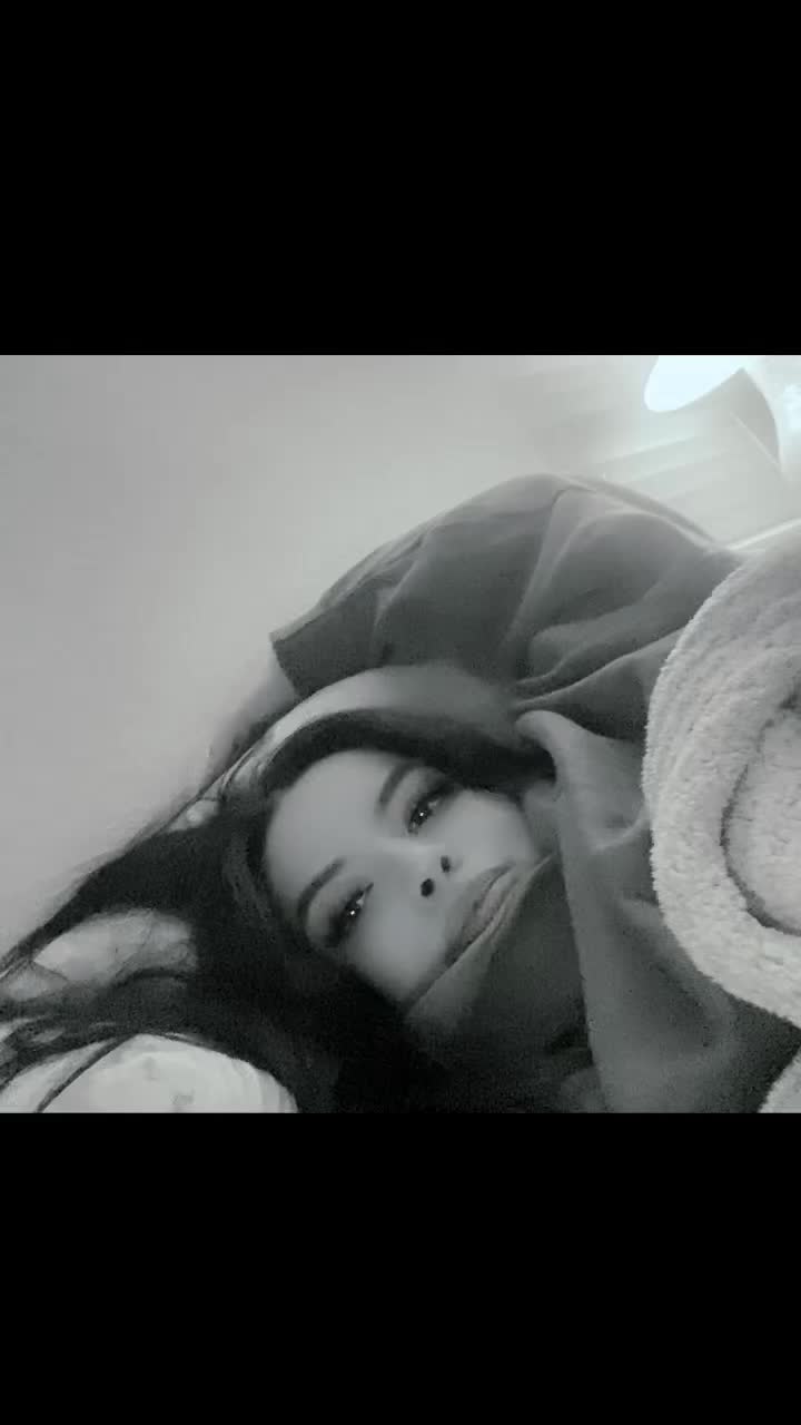 @lo_withtheglo