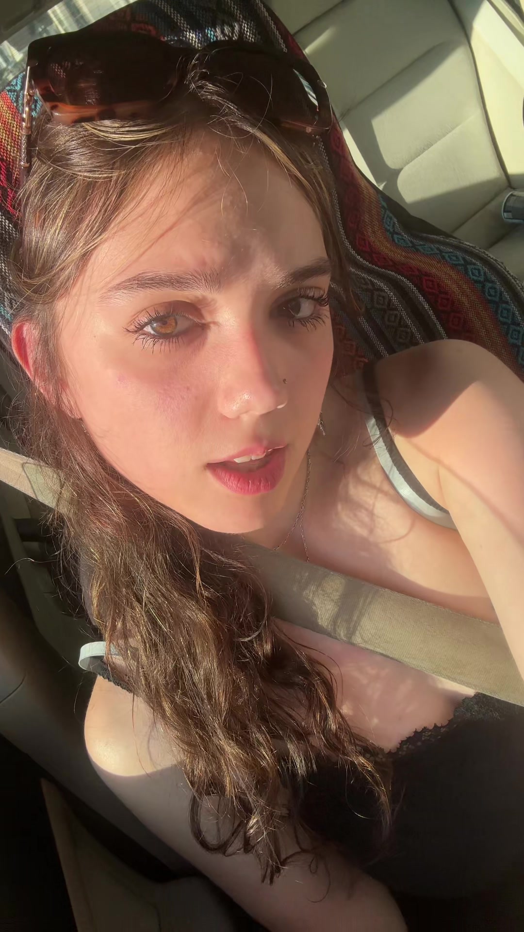 @ellieerosemaryy