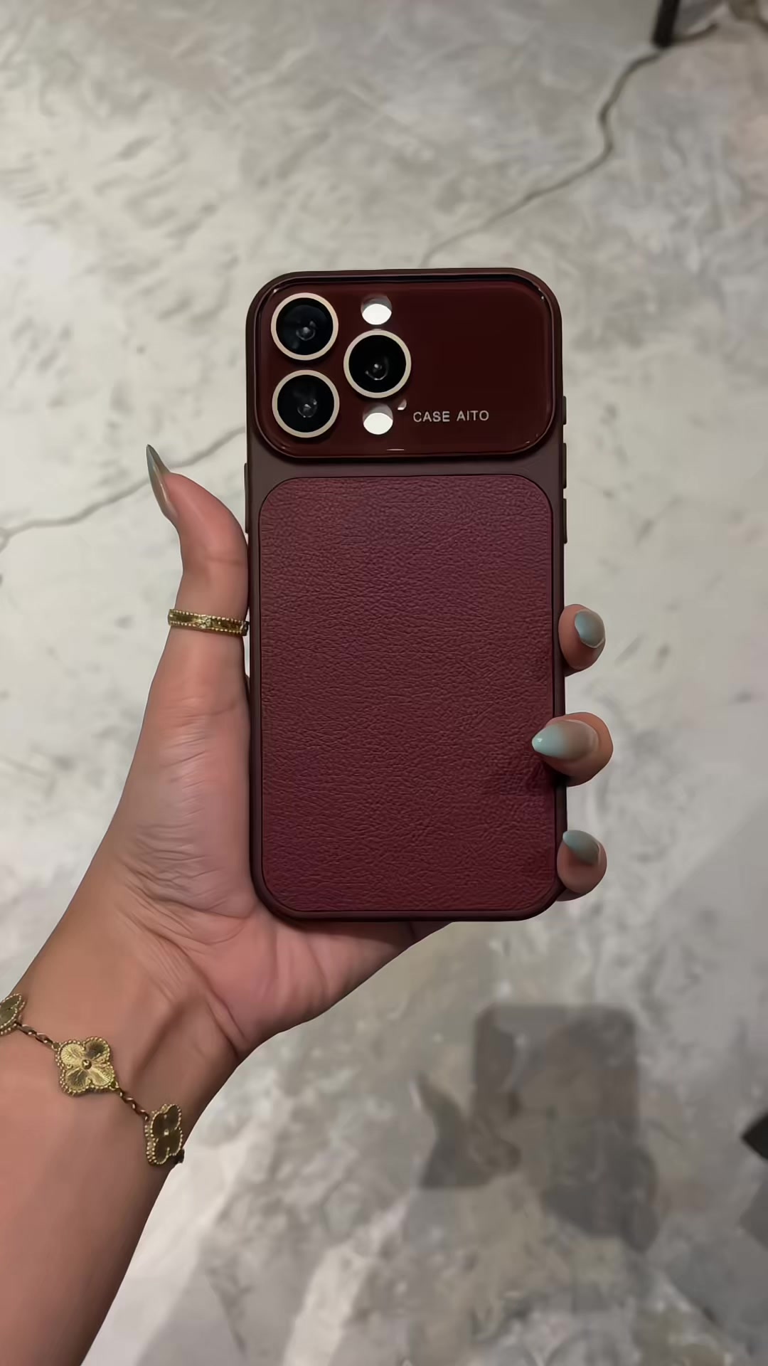 @𝑴𝑨𝑹𝑳𝑺 & 𝑪𝑶.
