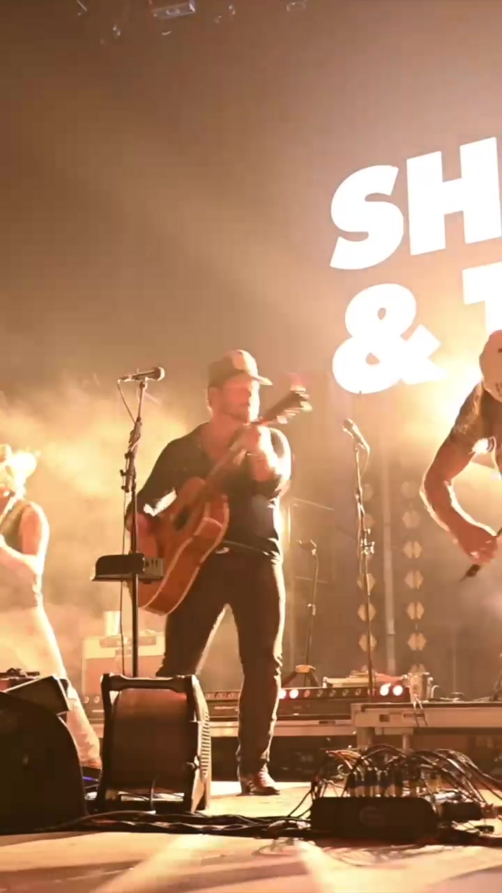 @Shane Smith & The Saints