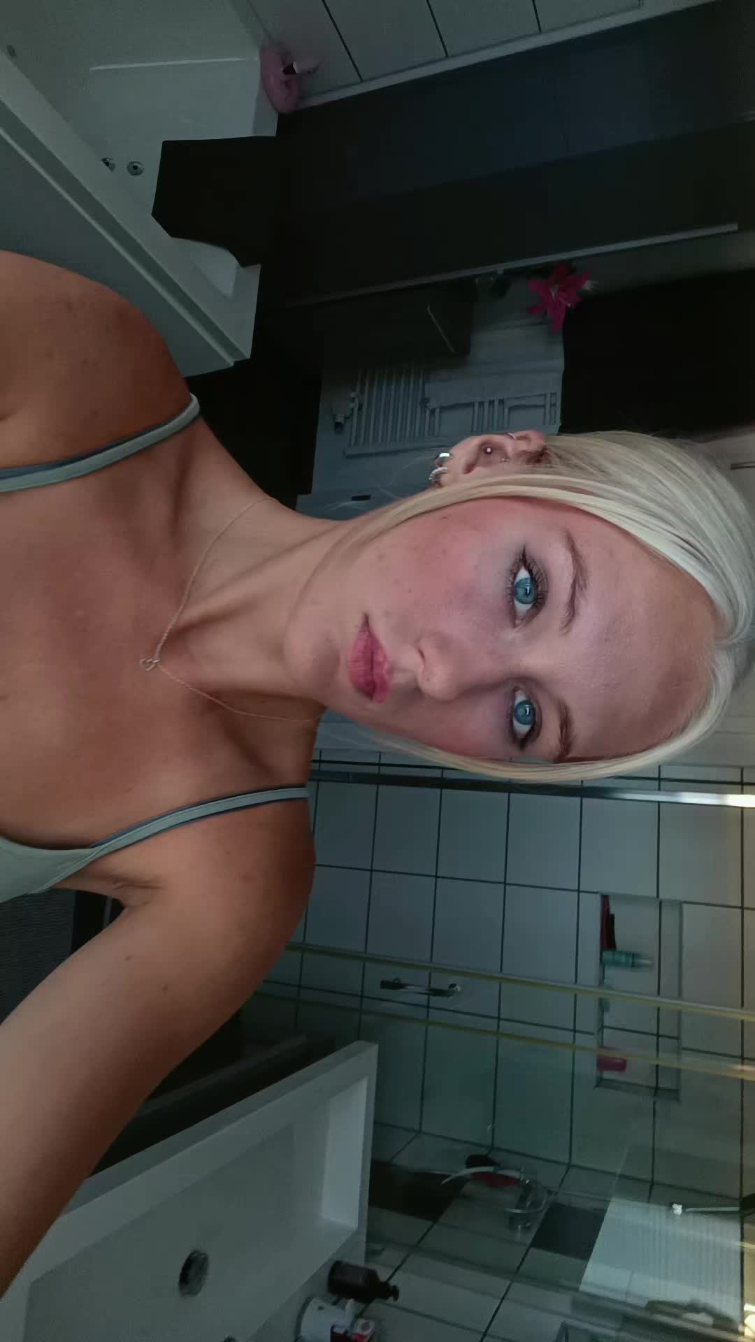 @marie