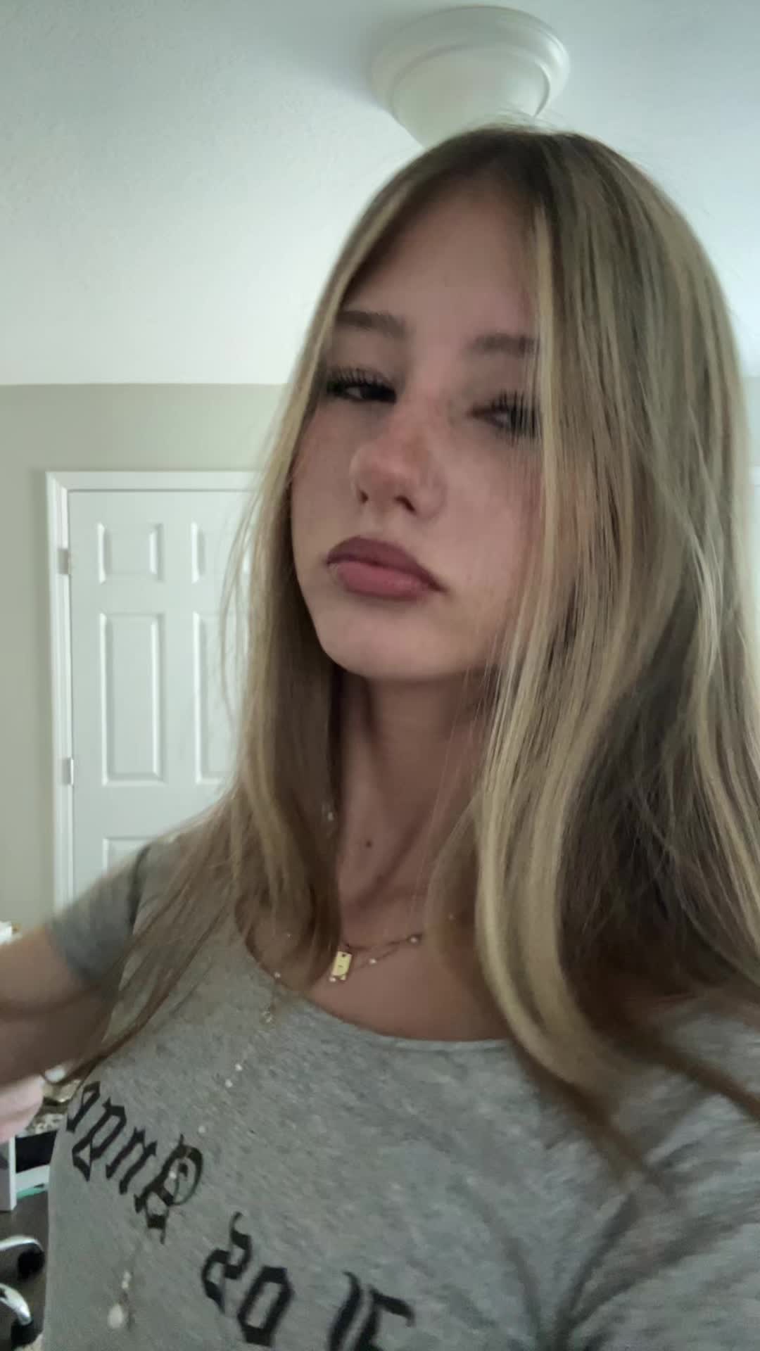 @isabella dimov