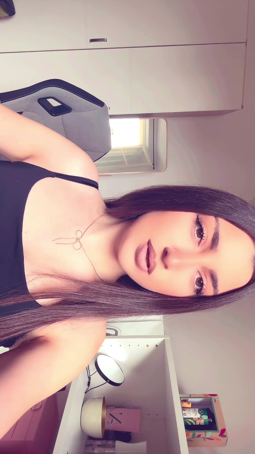 @𝓝&rsquo;🦋