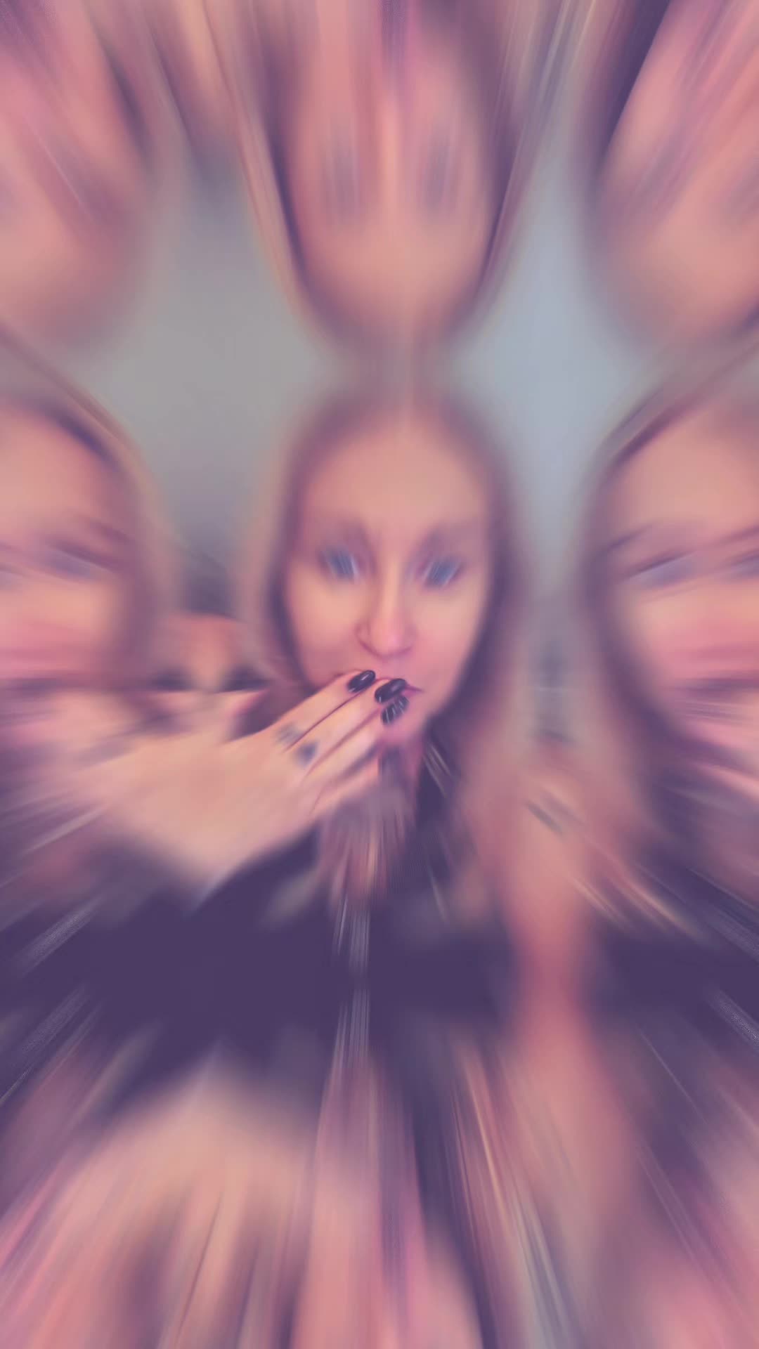 @𝑴 𝒐 𝒏 𝒊 𝒄 𝒂
