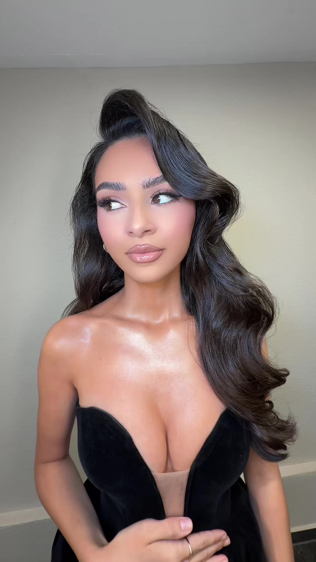 @ariolahajdari