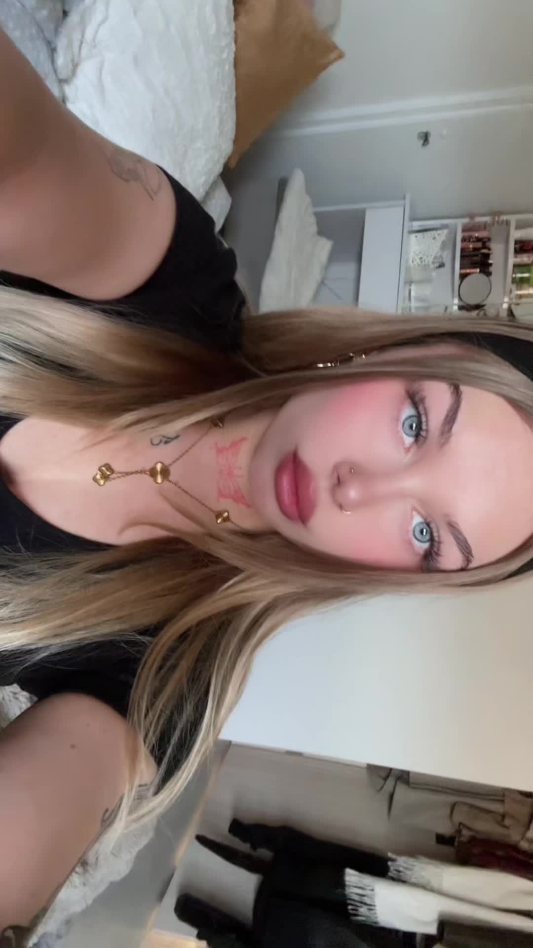 @Vivi