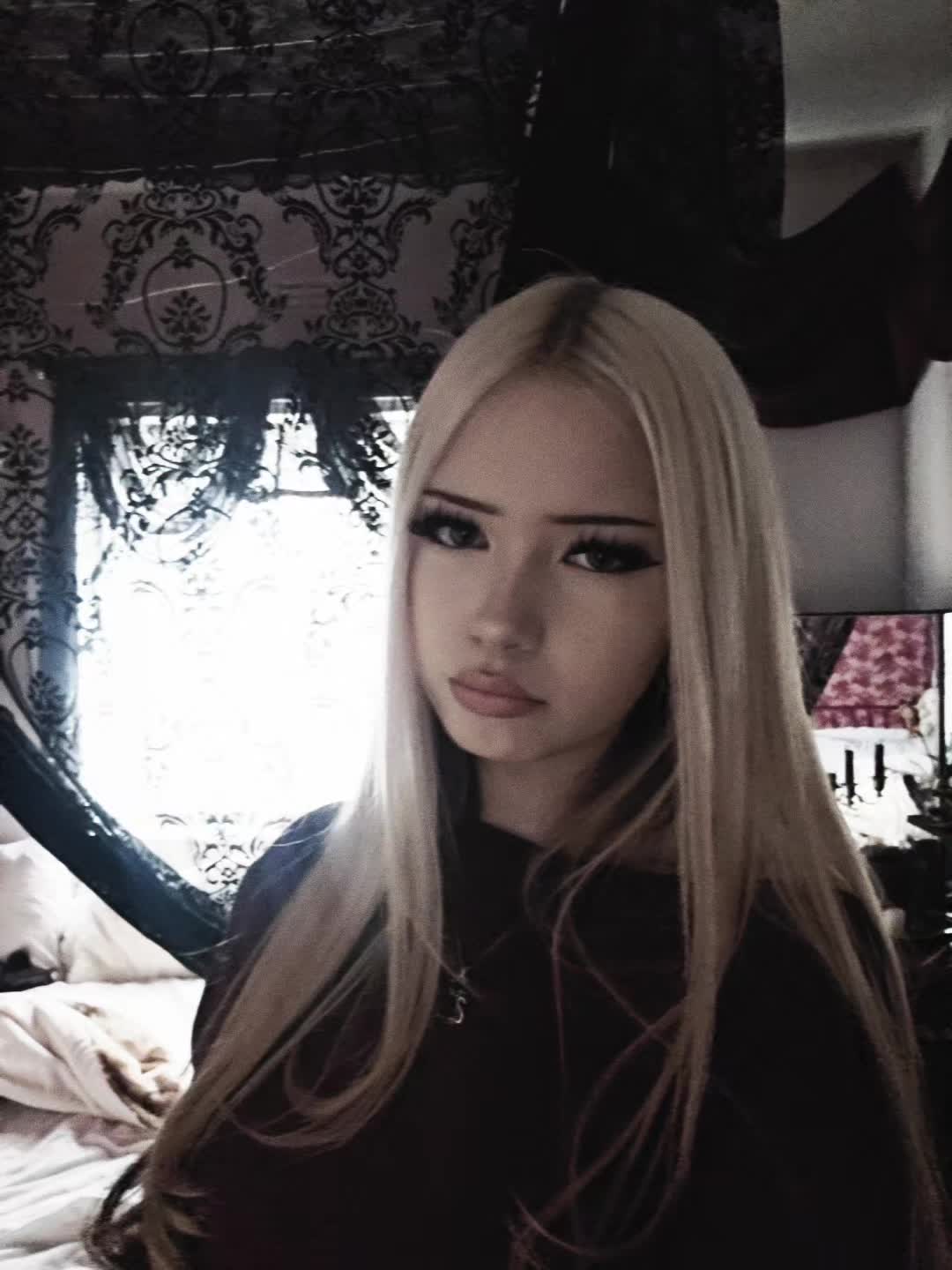 @𝐄 𝐌 𝐒 ꨄ