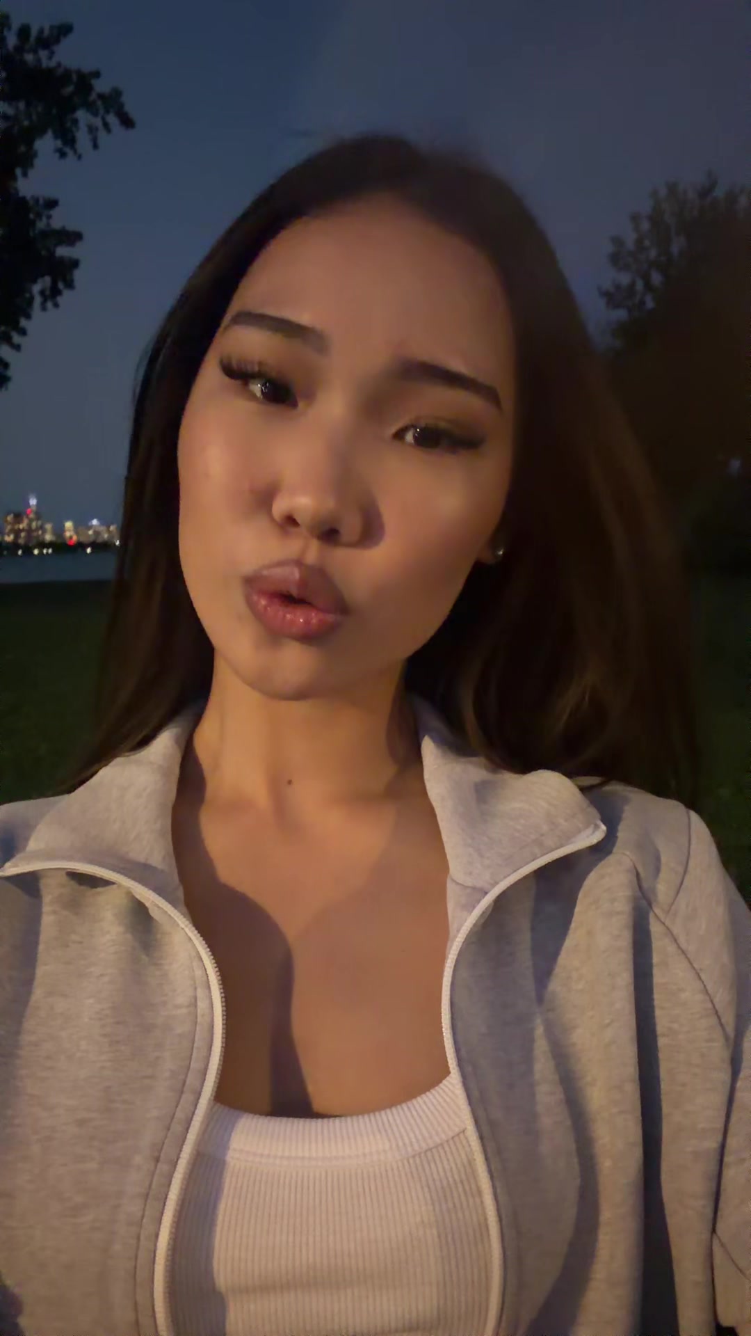 @e