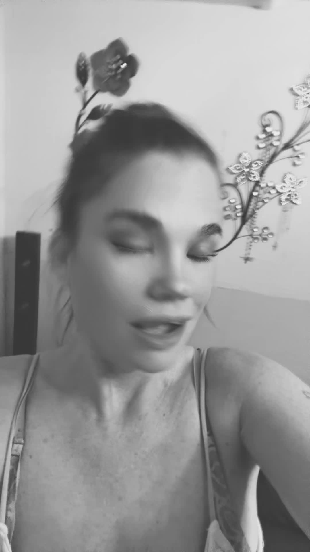 @๐๐Becky๐๐
