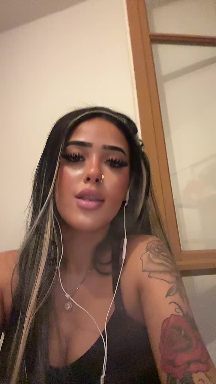 @Enariaaa