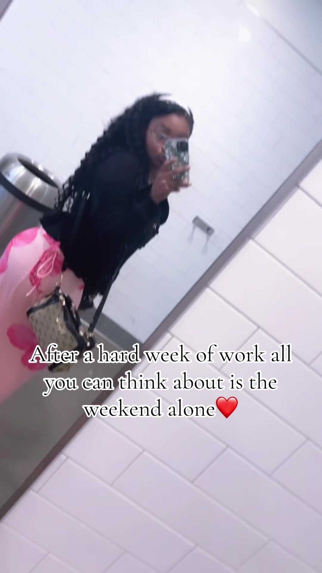 @𝐏𝐫𝐞𝐭𝐭𝐲𝐠𝐢𝐫𝐥._ℒ𝒶𝓇𝒾