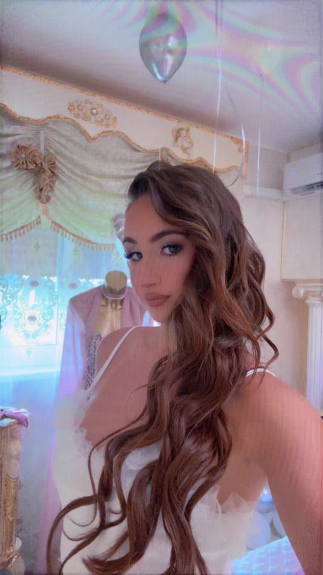 @ALESSANDRA