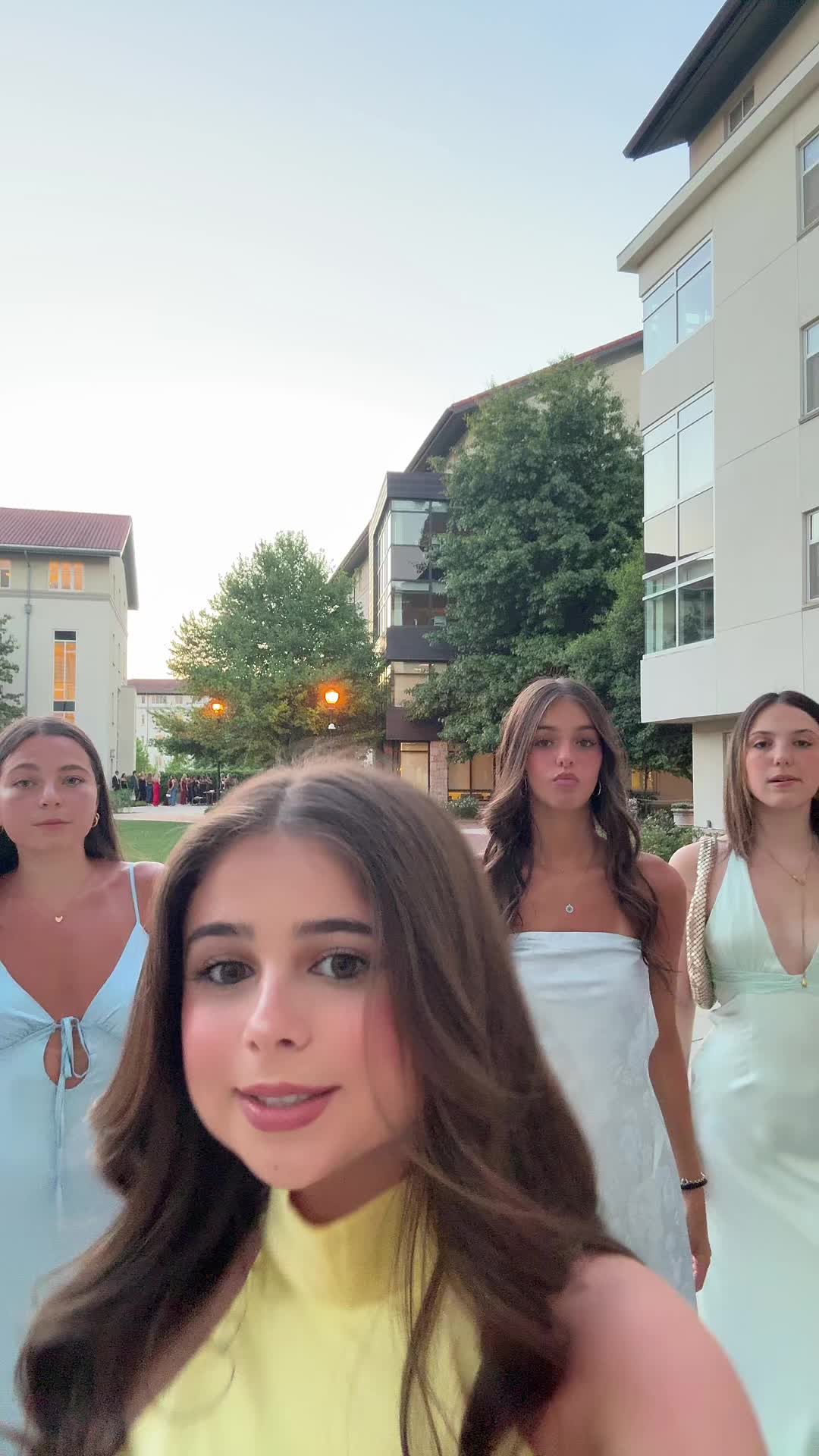 @Mickyyy