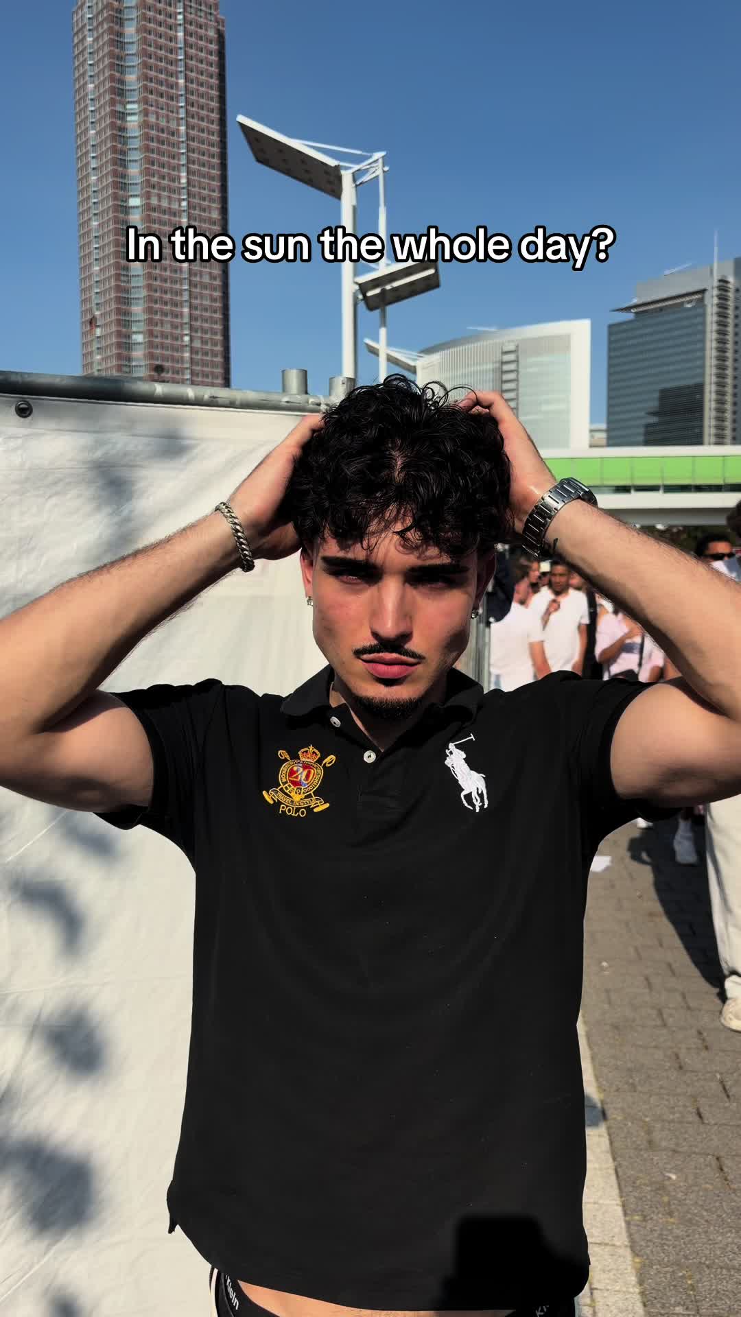 @Xeno