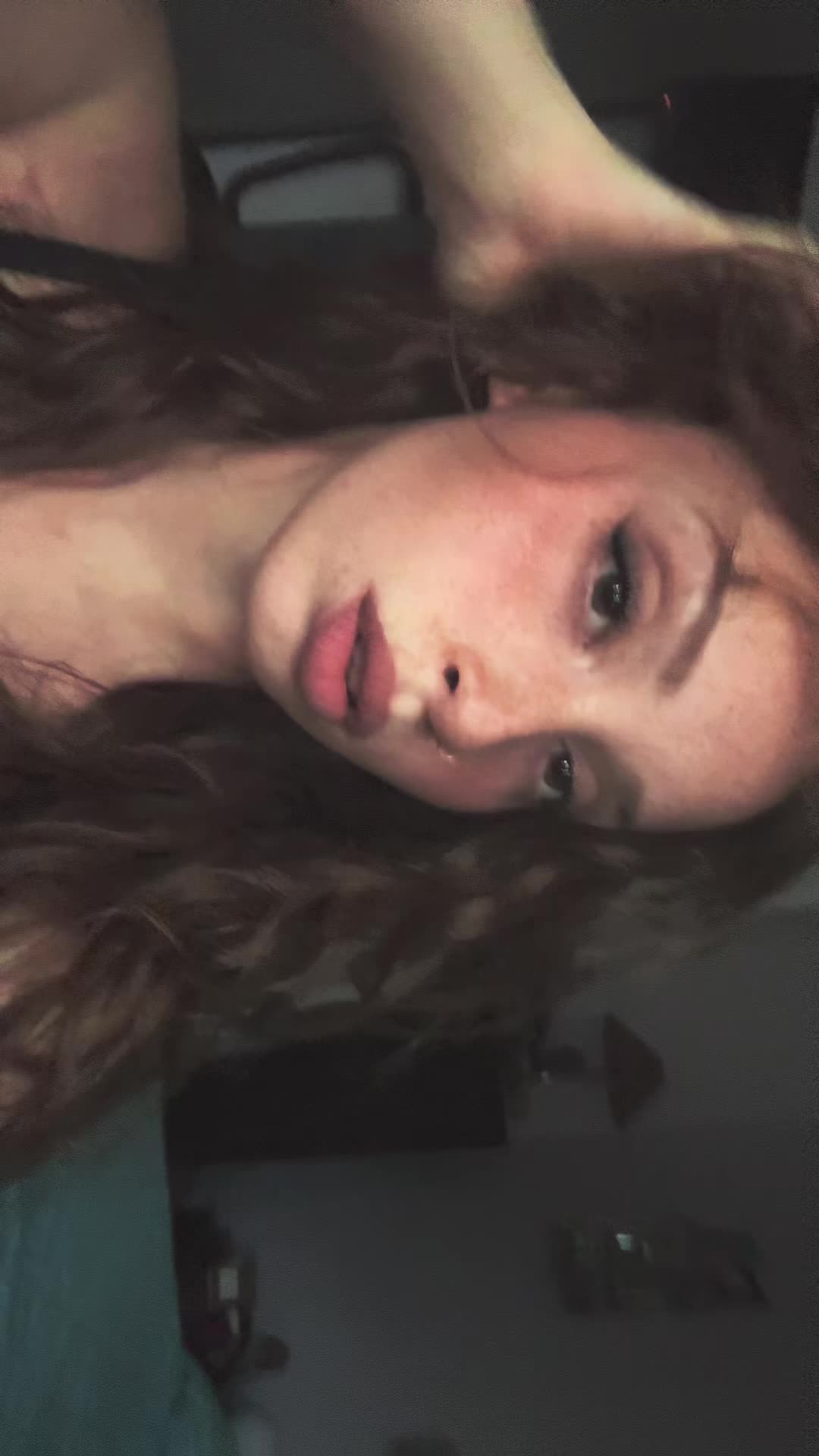 @🍒🦁