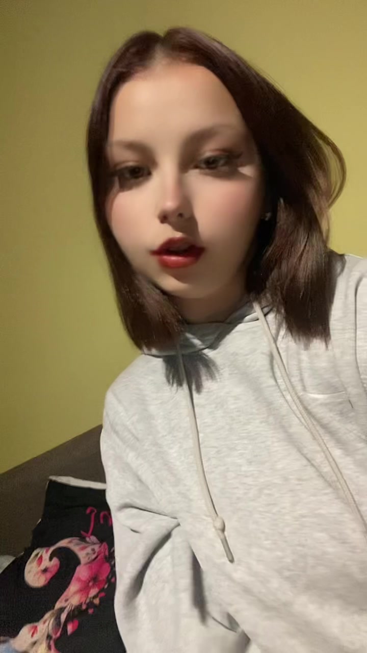@Magdalena🥀
