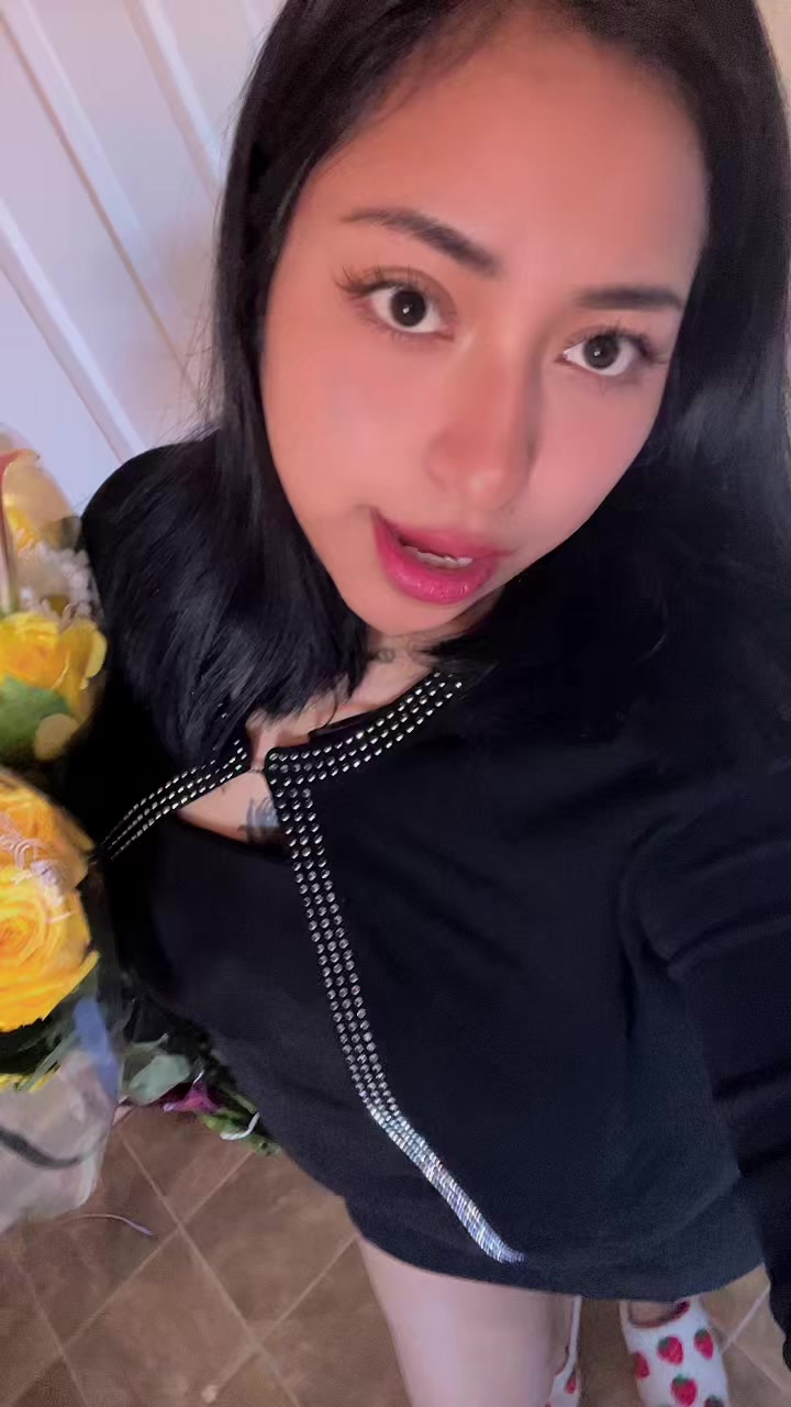 @Flor 🍒🍒🍒