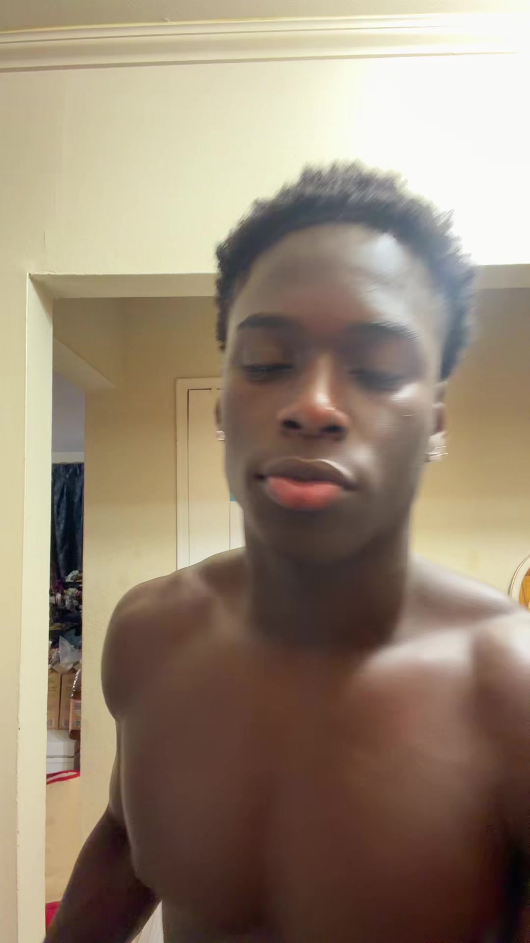 @Dee🌟