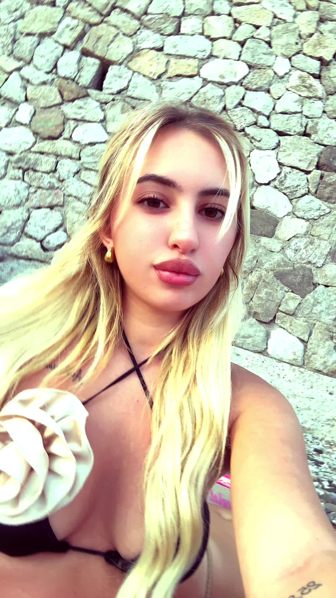 @c