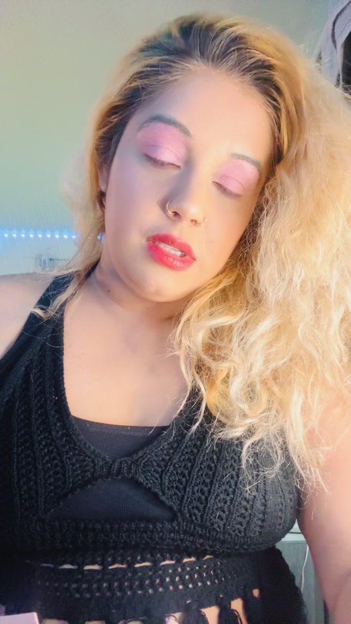 @⭐️lusciouslipz🇸🇷🇮🇩🇬🇾