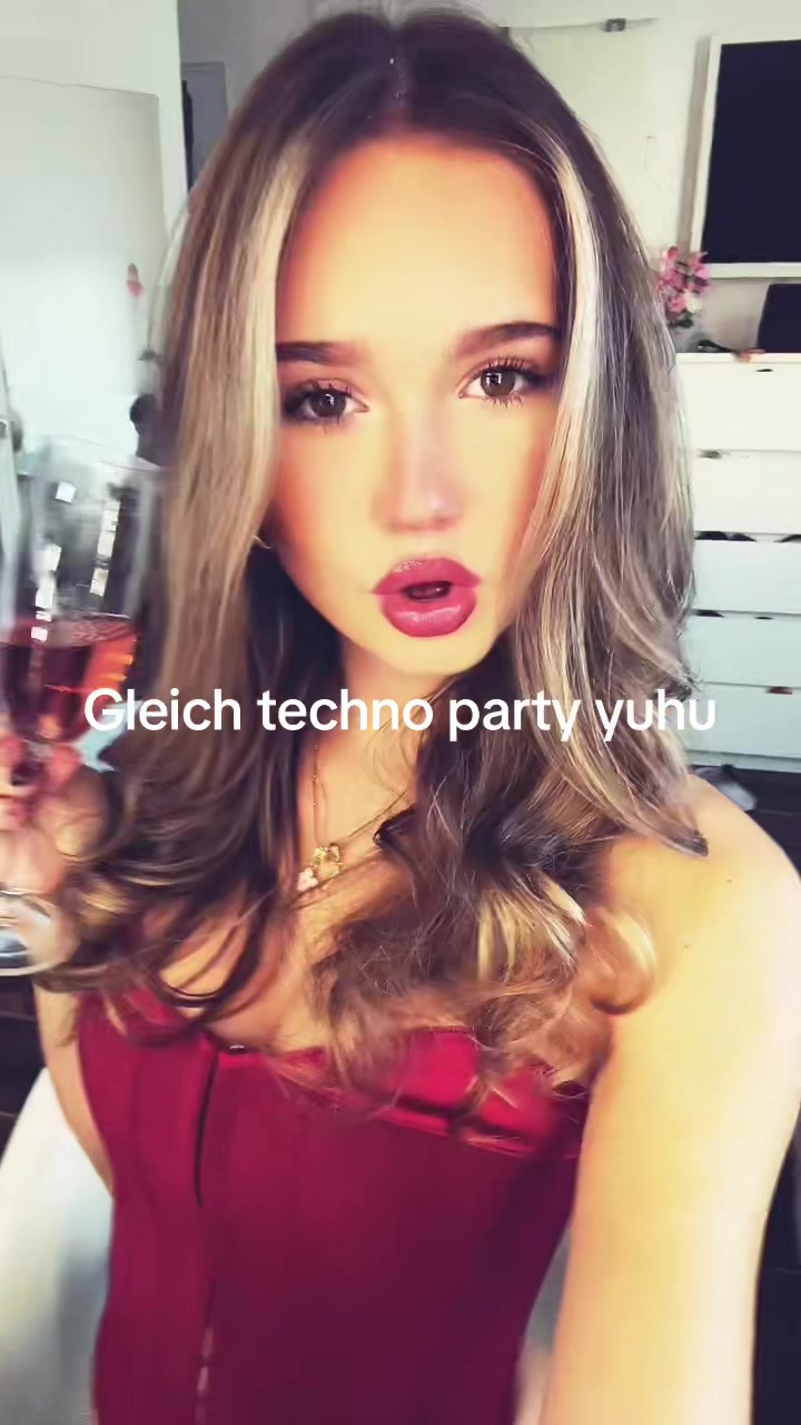 @๐ฟ๐๐ฃ๐๐๐ชฝ