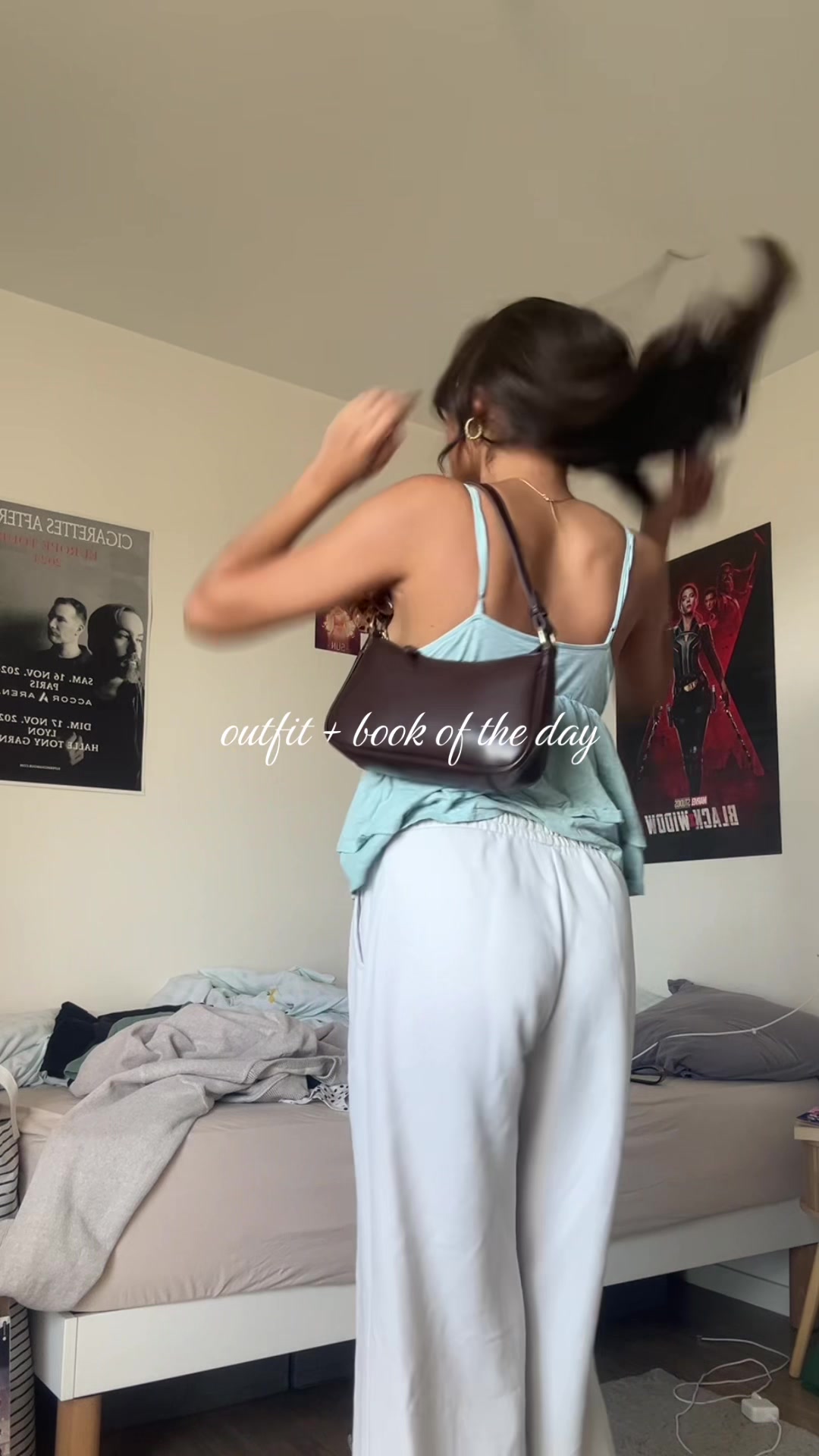 @sundayswithhailey