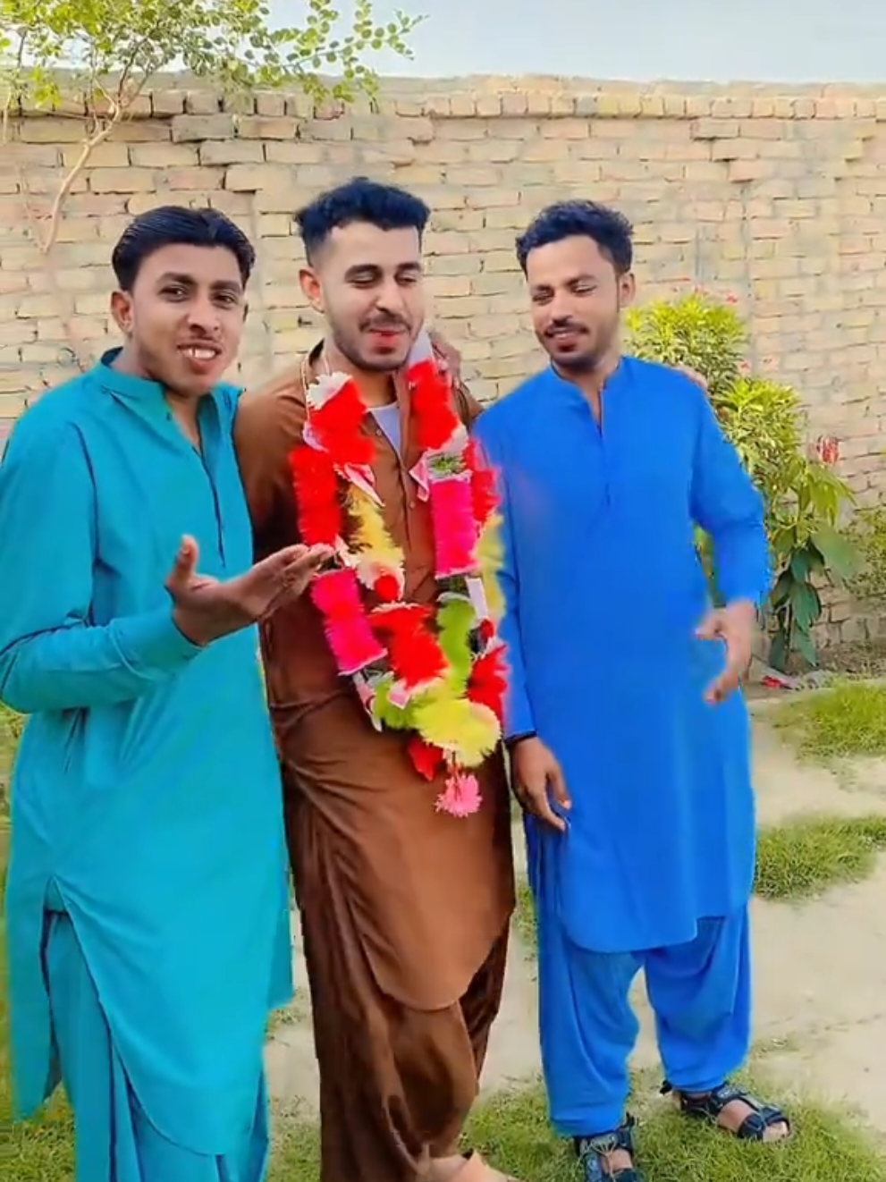@Aliakhtar_110