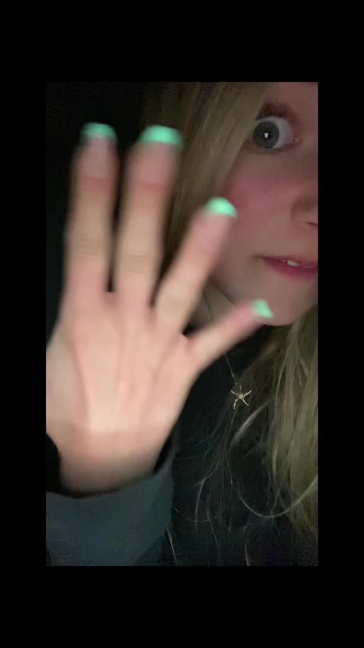 @👰🏼♂️🤵🏼♀️
