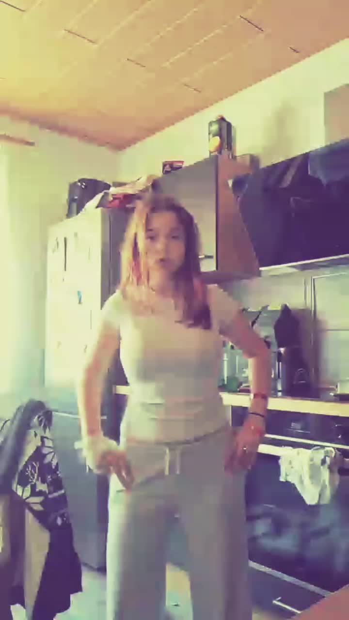 @Sophieee