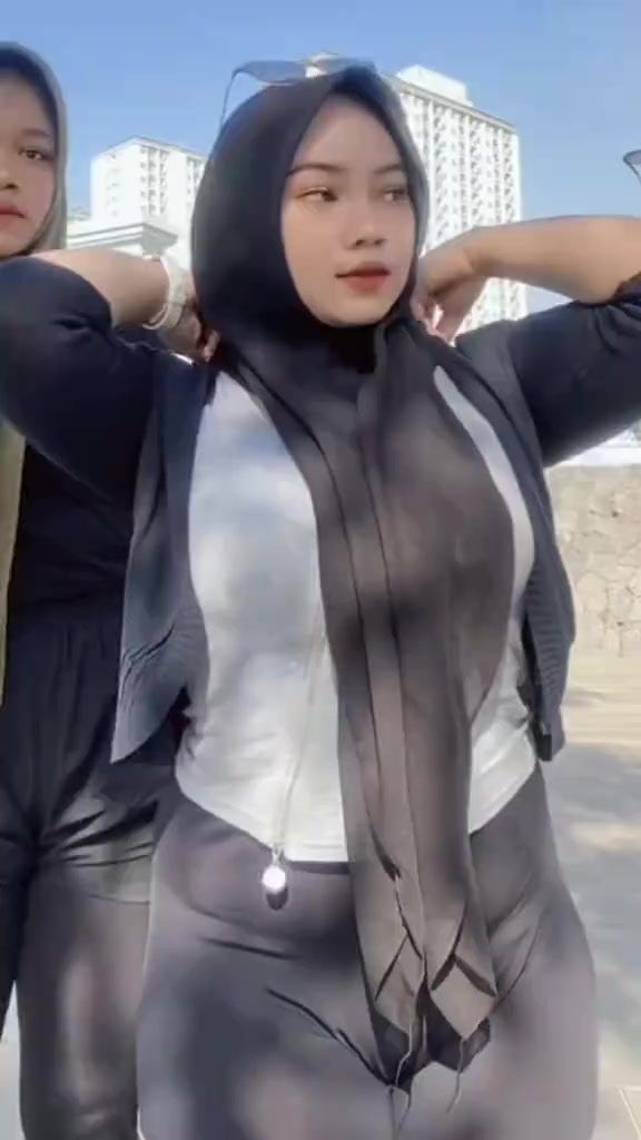 @Eblug