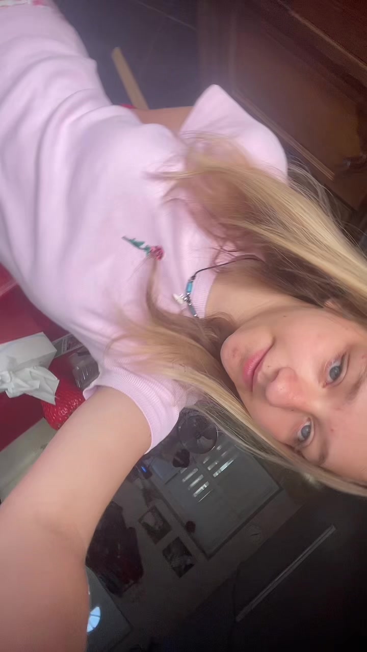 @M.a.&euml;.l_dx 🕸️🫧