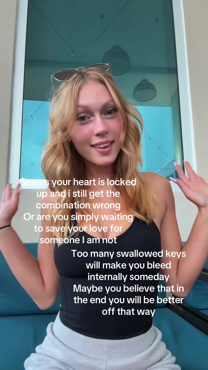@Chelsie:)