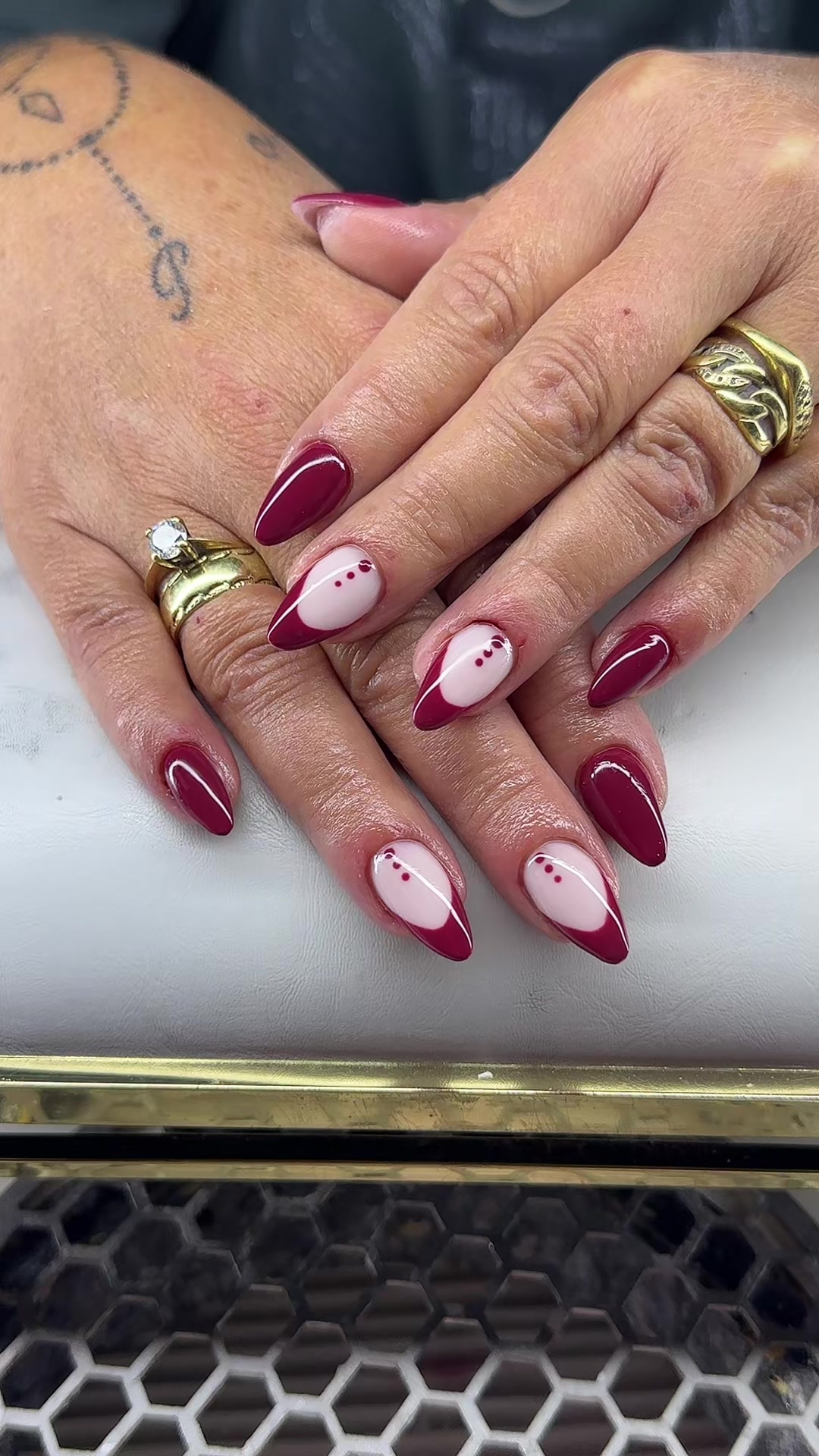 @Hairartist_nails