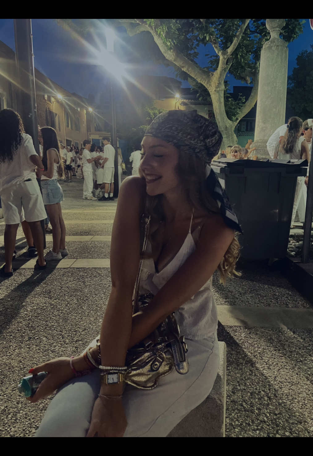 @lola💛🧡❤️🩷💚🩵💜