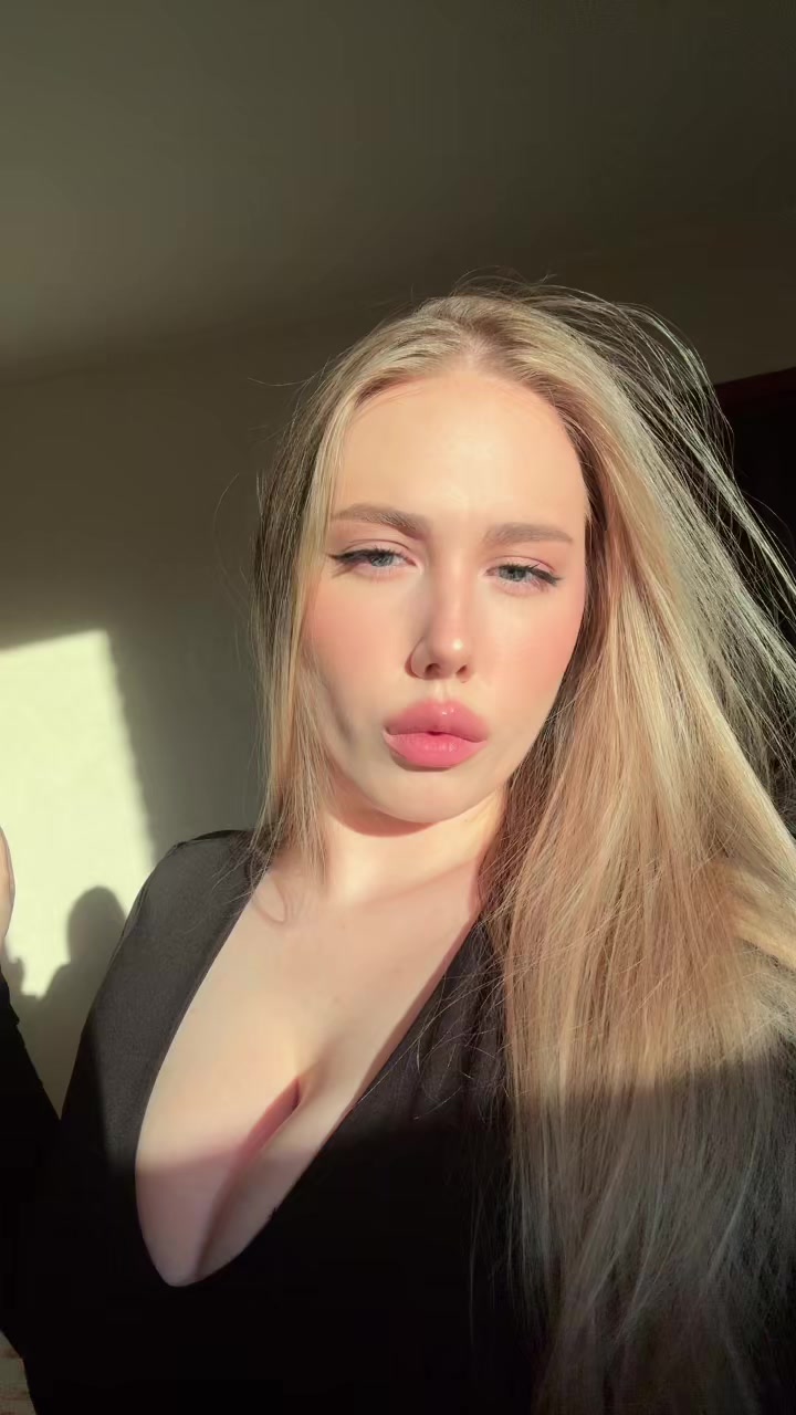 @Sophie🗡️