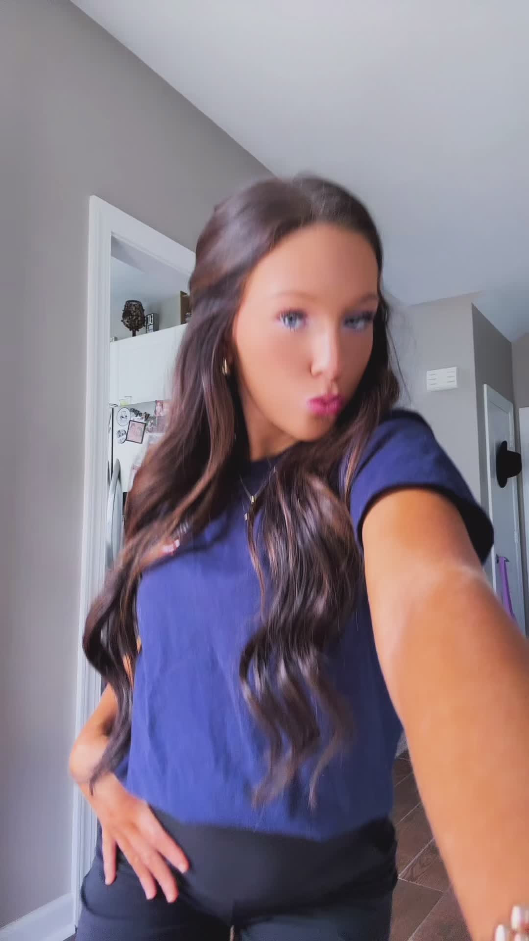 @𝐂𝐡𝐥𝐨