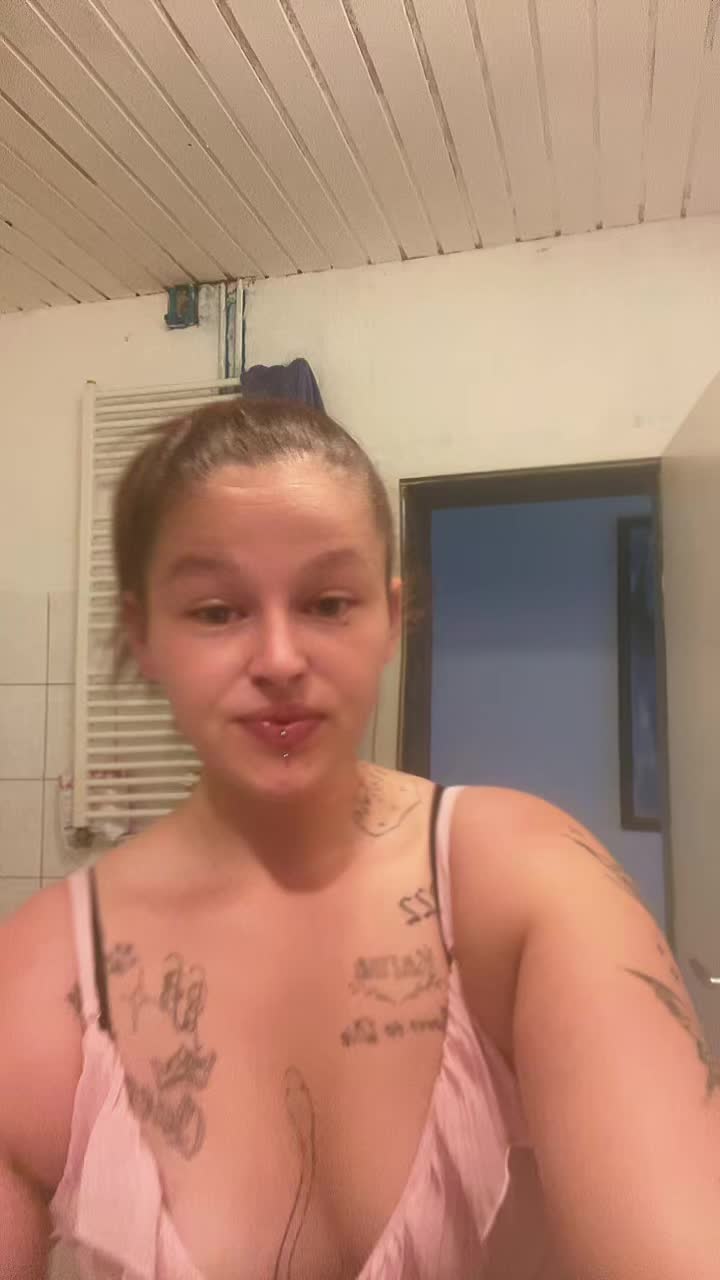 @Angy_187