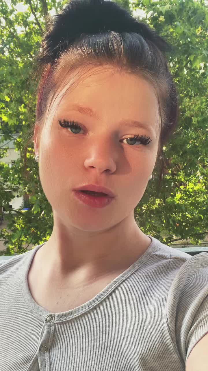 @Leonie