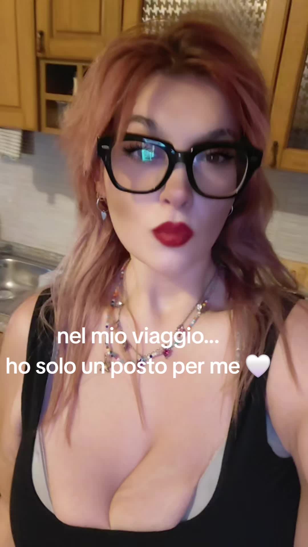 @Vanessa 🤍💜🦋