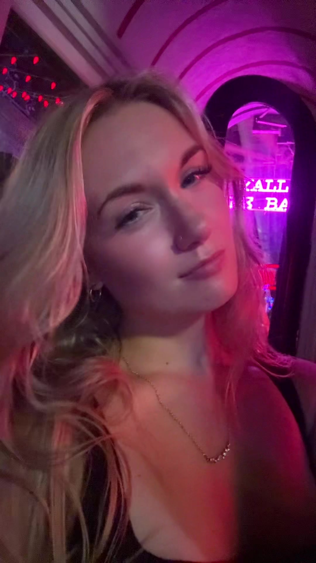 @hannahlybrand