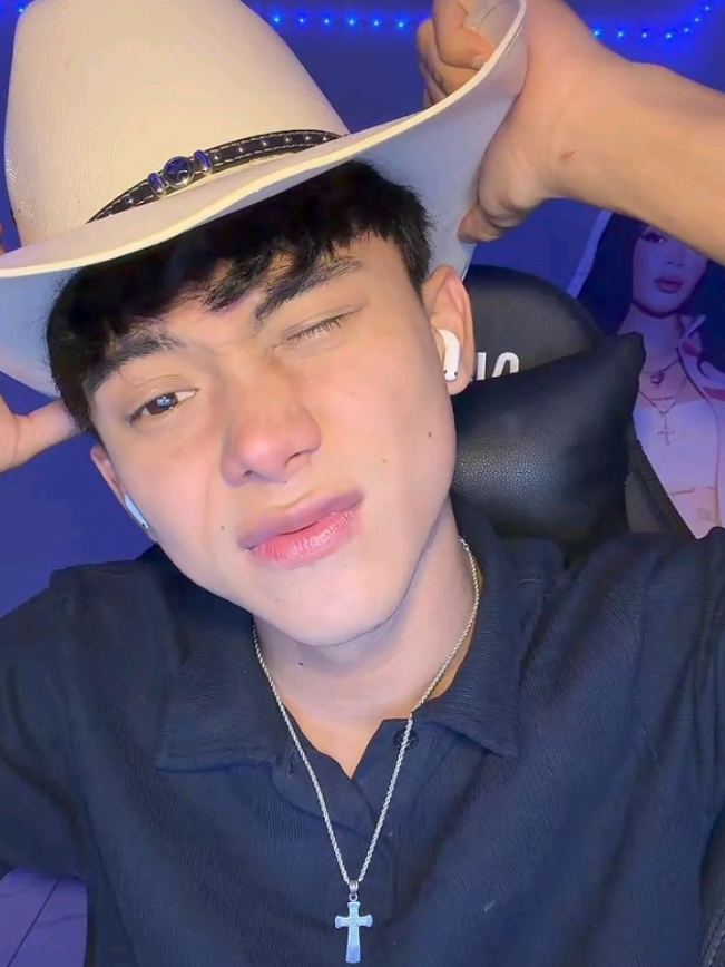 @Mariawetss🦠